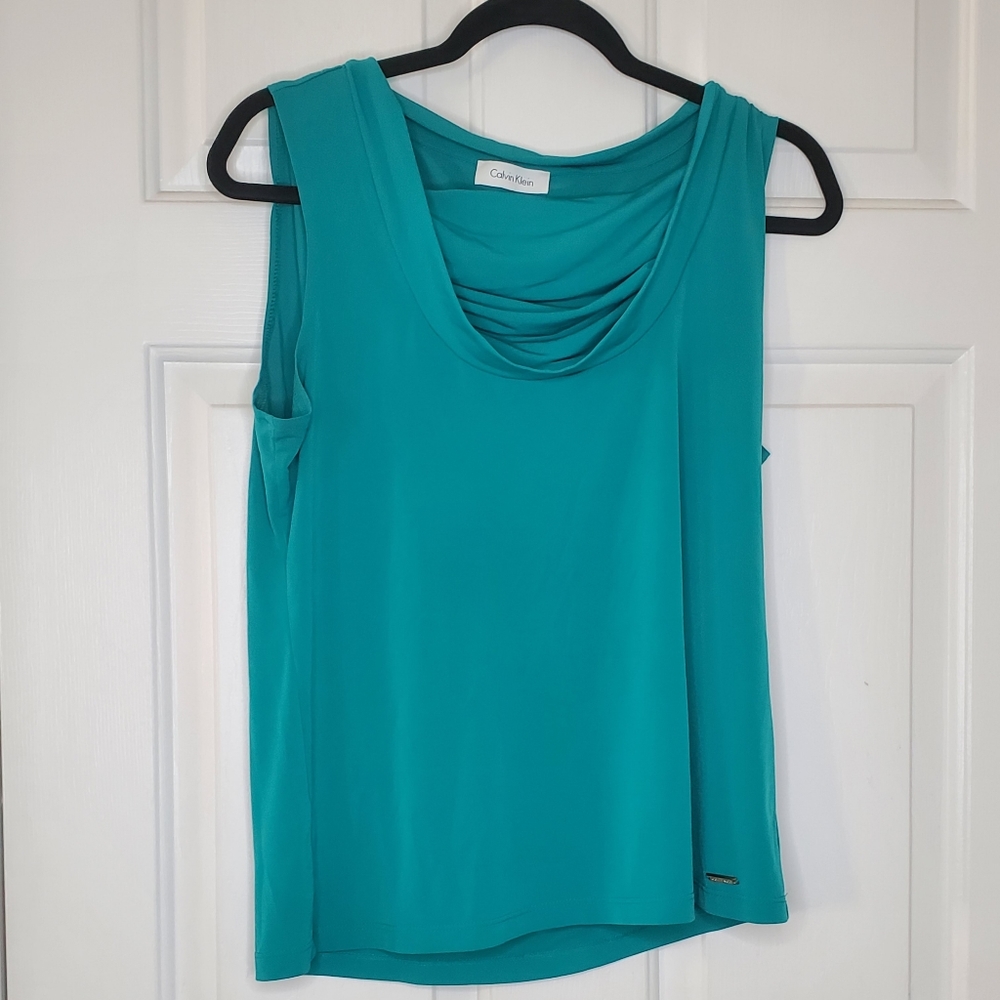 Calvin Klein Size Medium